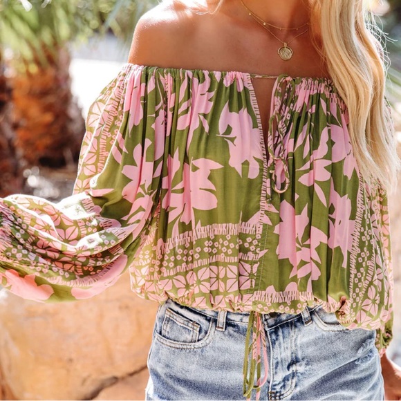 Tisdale Floral Drawstring Top - Picture 3 of 13